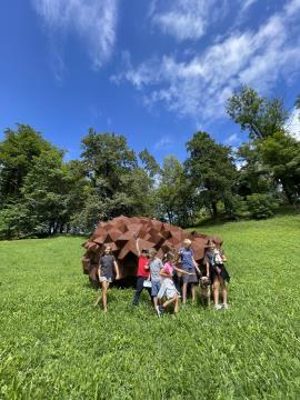 Razigrano ravensko poletje ŽIVE OBLIKE (2)